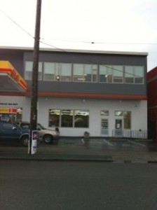 picture of bi-lingual day care center built on top of gas station convenience store thanks to private construction loan from Mortgage Equities
